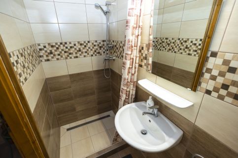 Cecey Apartman22