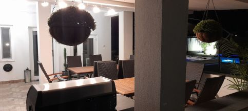Koren Villa – Akasztó fotó 57