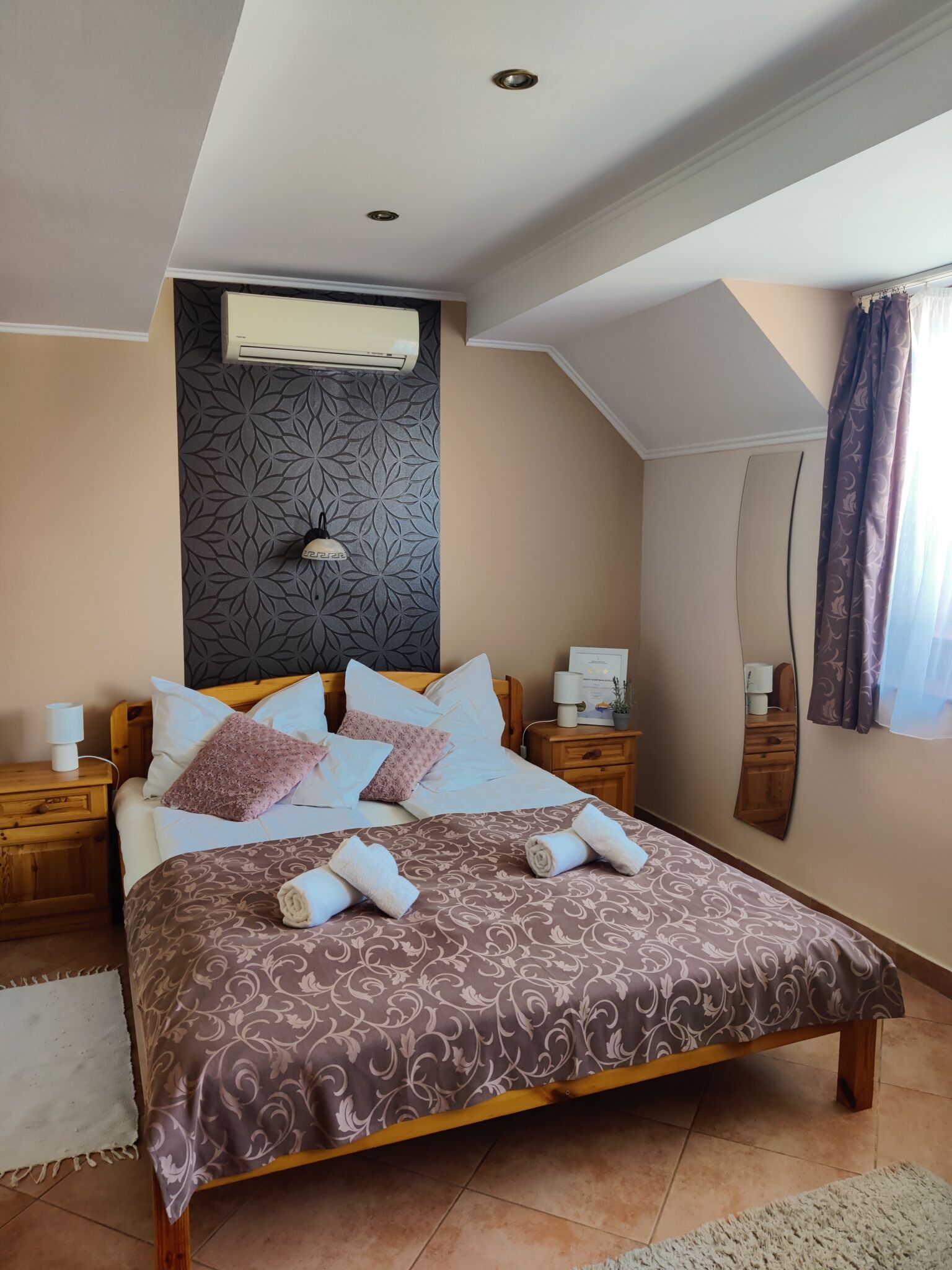 Várkert Apartman Duplex – Gyula