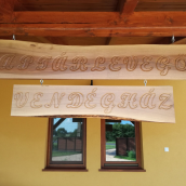Kaptárlevegős Vendégház