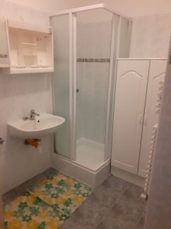 Hanna Apartman4