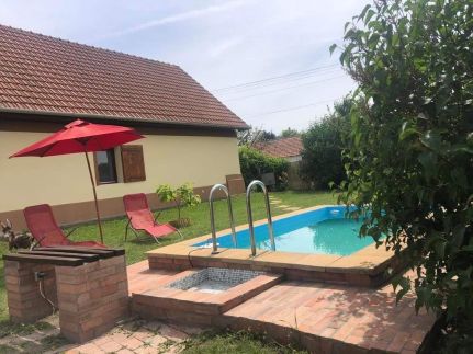 Tisza-Tavirózsa Apartman8