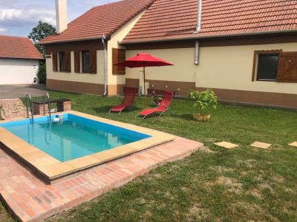 Tisza-Tavirózsa Apartman9