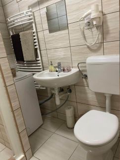 Krisztina 81 Apartman12