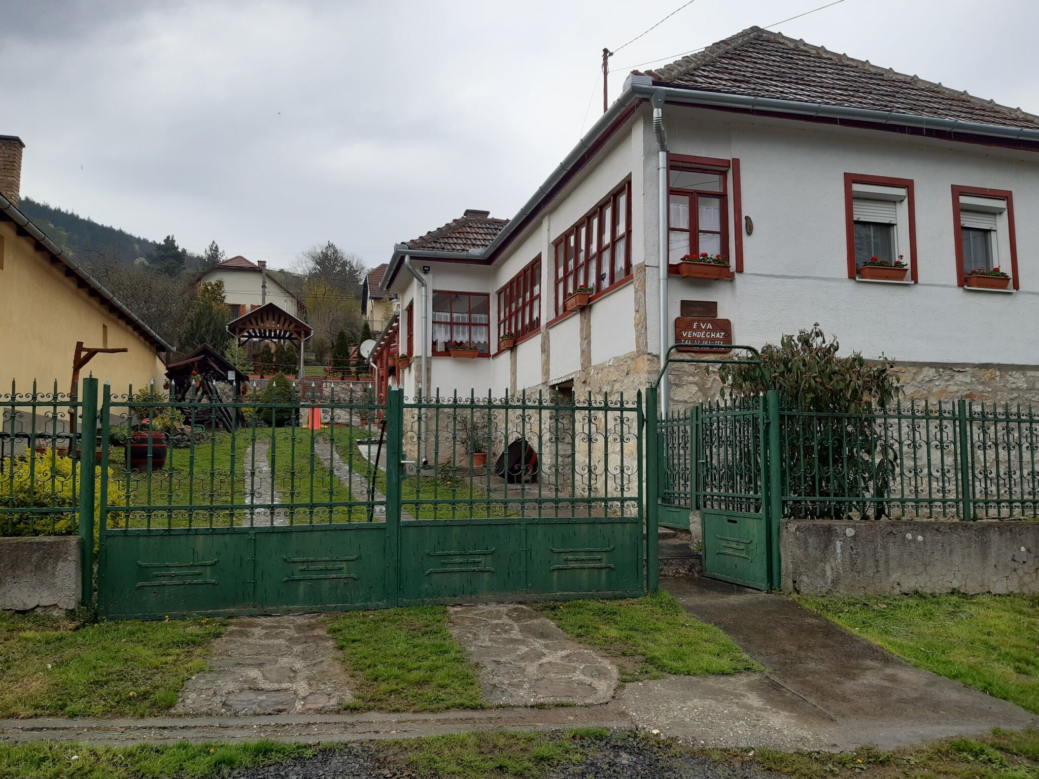 Éva Vendégház – Komlóska fotó 7