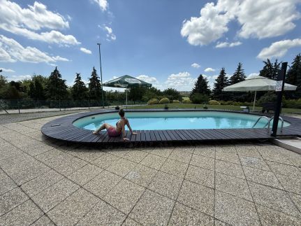 Idill Hotel