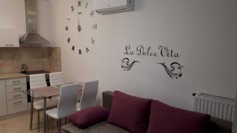 Dolce Vita Apartman8