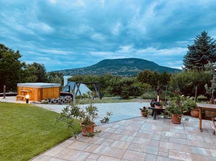 Sipos Borház & Vendégház13