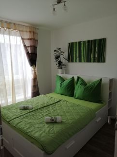 Green-leaf Apartman