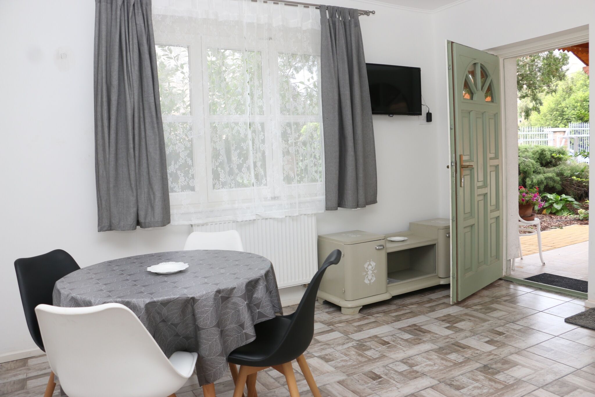 Kamilla Apartmanház – Túrkeve fotó 12