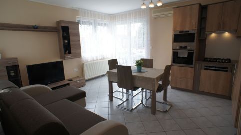 Sienna Family Apartman26