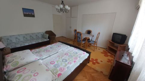 Eszti Apartman2