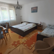 Eszti Apartman