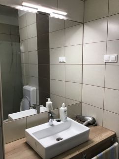 Honvéd Apartman8