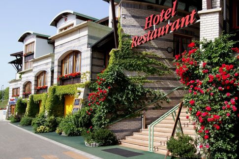Rosengarten Hotel & Restaurant Sopron