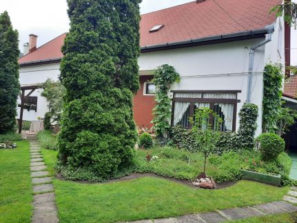 Két Cseresznye Apartman23