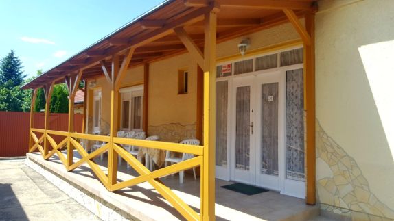 István I. Vendégház