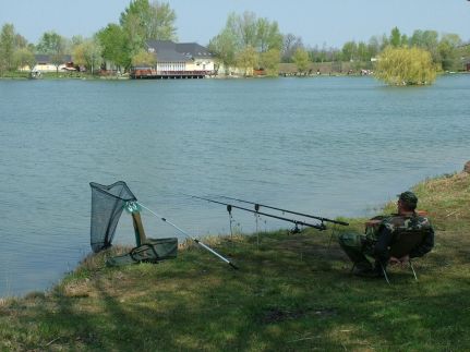 WF Szabadidőpark Faházak