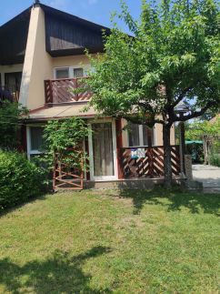 Tavasz Apartman21