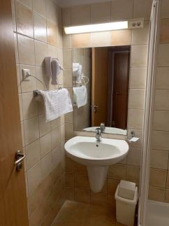 Veronika I. Apartman8