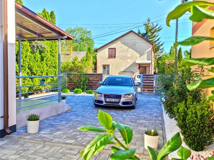 White Stone Apartman63