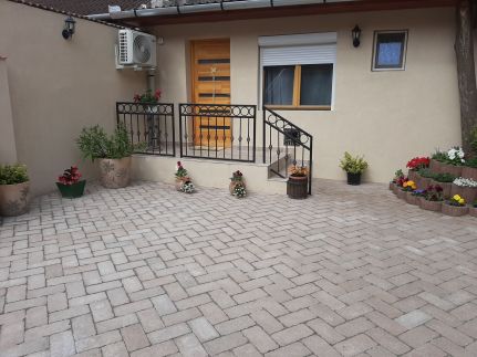 Vadvirág Apartman