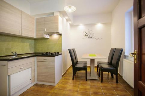 Bathory Apartments2