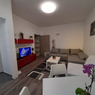 Breva Home Apartman