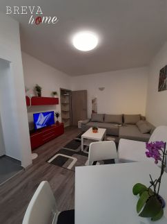 Breva Home Apartman