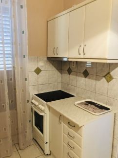 Lizi Apartman31