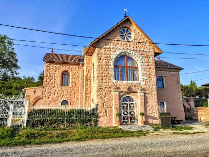 Chateau Vincze Villa