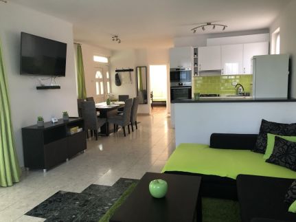 Benci Apartman12