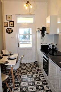 Csilla Home Apartman9