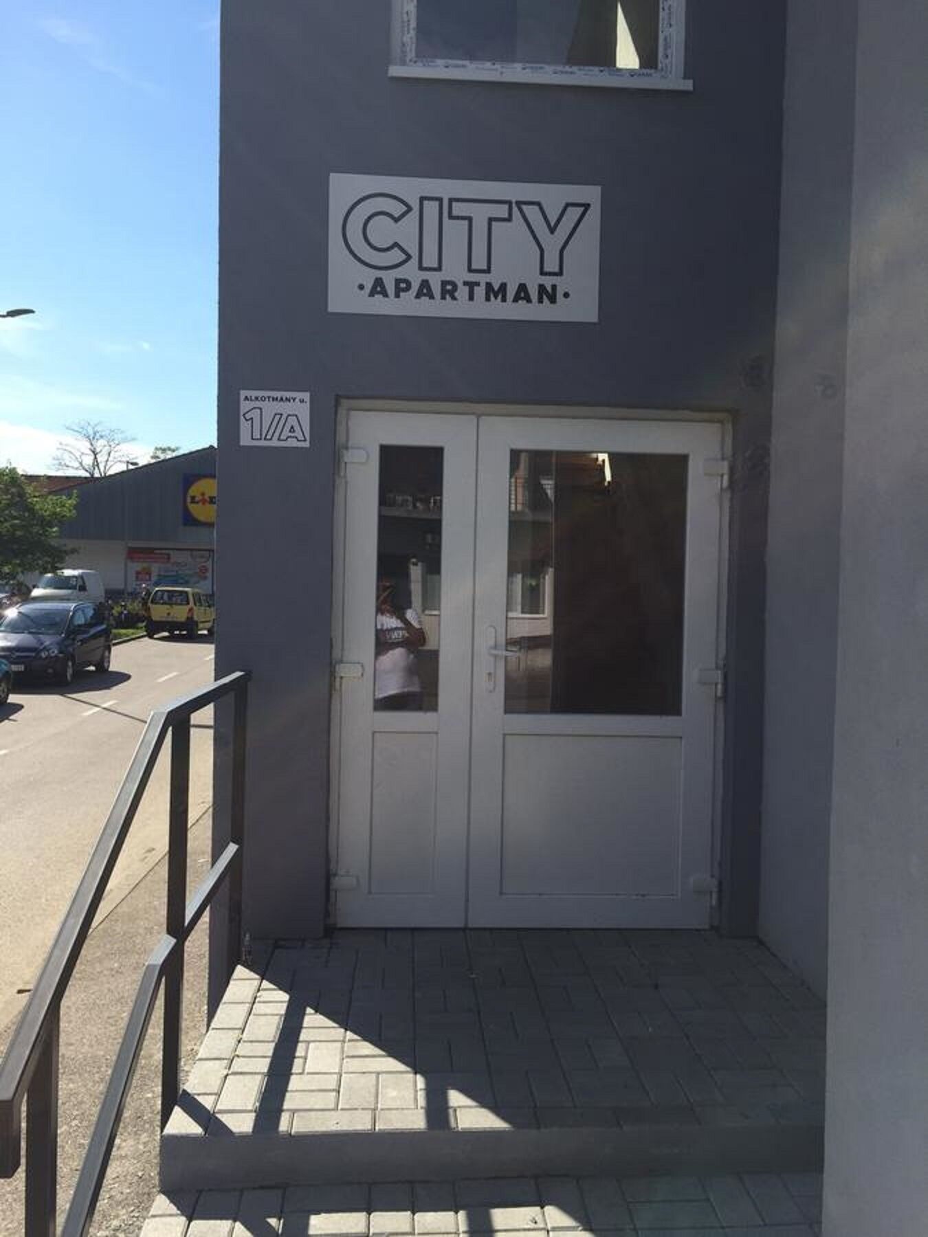 Baan Thai City Apartman – Sárvár fotó 3