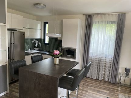 Anzsu Luxury Apartman9