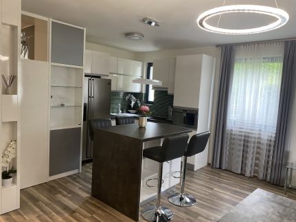 Anzsu Luxury Apartman27