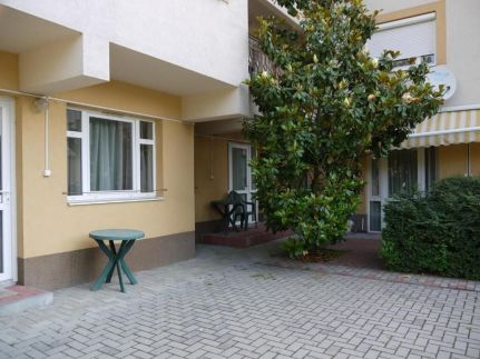 Éva 2 Apartmanház