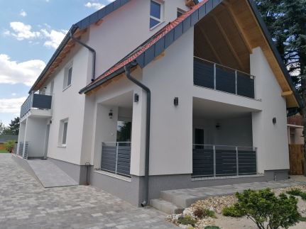 U8 Apartmanház4