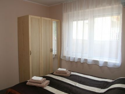 V7 Petite Maison7