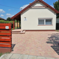 V7 Petite Maison