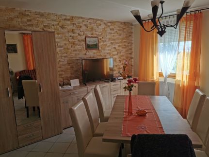 Hegyalja Apartmanház3