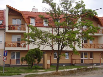 Africana Apartman2