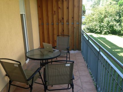 Úszómedencés Apartman12