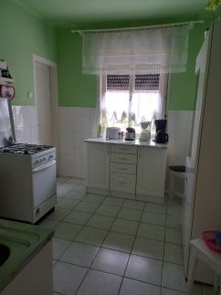 Vivien Apartman8