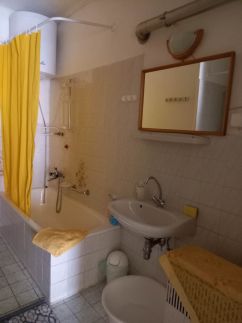 Vivien Apartman10