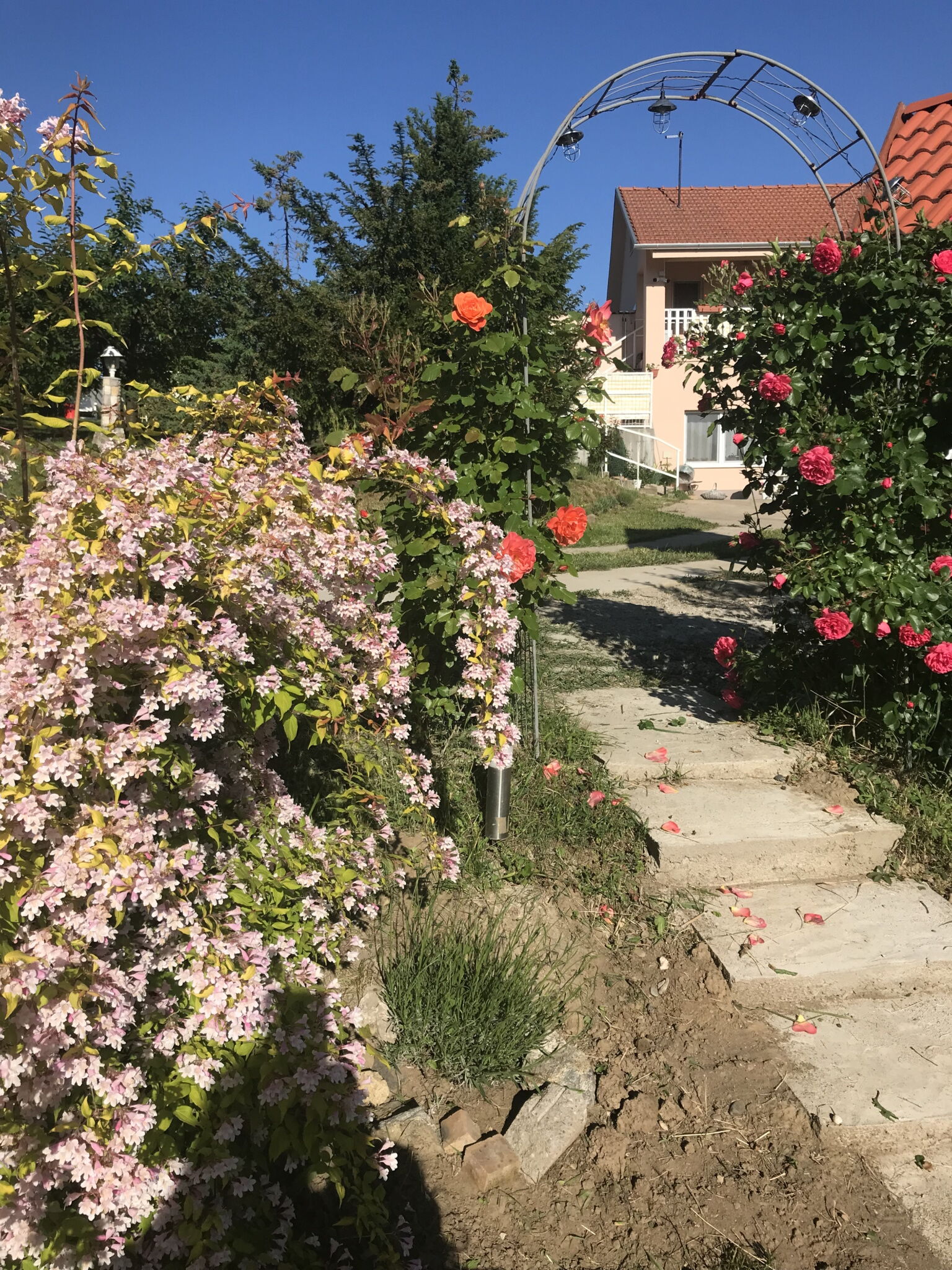 ZSUTI Apartman – Tarpa fotó 15