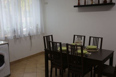 Belváros Közeli Kertkapcsolatos Apartman3