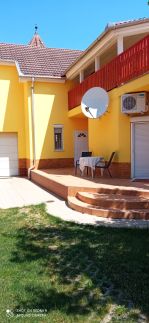 István Villa1