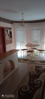 István Villa5