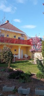 István Villa8